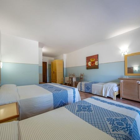 Hotel Luci Del Faro Calasetta Ngoại thất bức ảnh