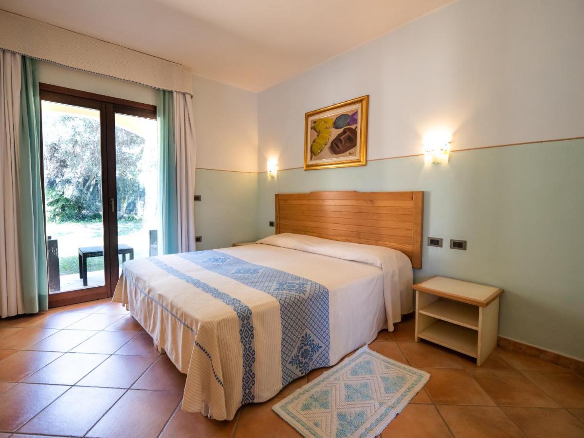 Hotel Luci Del Faro Calasetta Ngoại thất bức ảnh