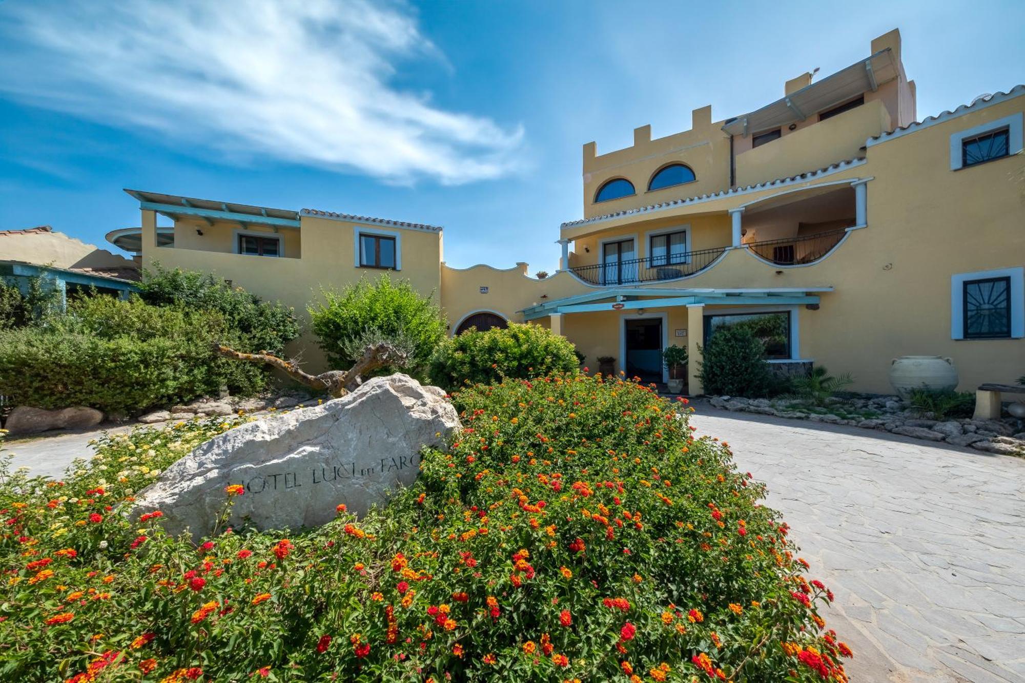 Hotel Luci Del Faro Calasetta Ngoại thất bức ảnh