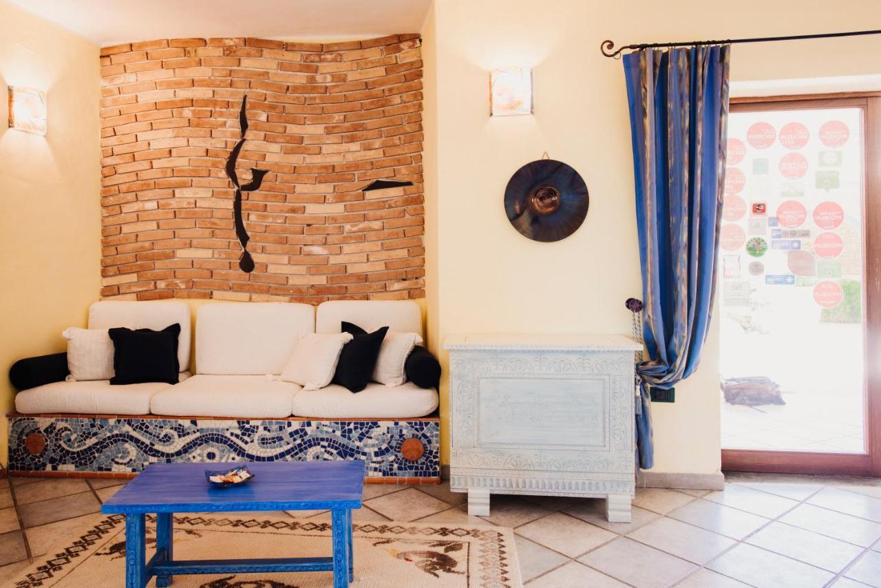 Hotel Luci Del Faro Calasetta Ngoại thất bức ảnh